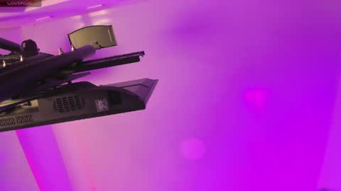 Isabella Moon9 online show from May 2026 11:59:02 AM