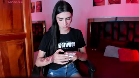 Isabella Moon9 online show from June 2026 06:41:01 PM
