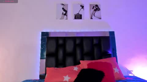Isabella Moon9 online show from July 2026 11:39:02 AM