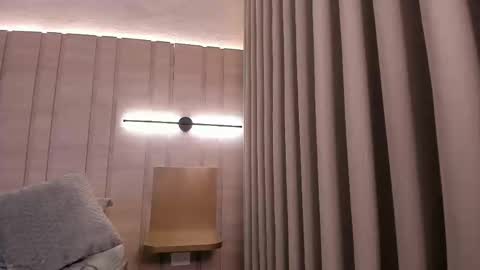 Snapshot of isabella_roberts13 chatting on September 2025 08:35:02 PM isa online show from September 2025 08:35:02 PM