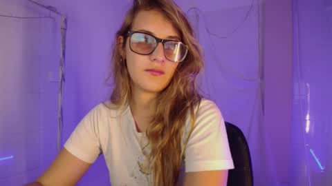 Snapshot of isabella_rross chatting on December 2025 12:08:01 AM Isabella Rros online show from December 2025 12:08:01 AM