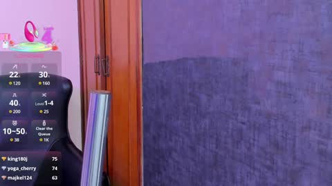 Isabella  online show from March 2025 06:08:02 PM