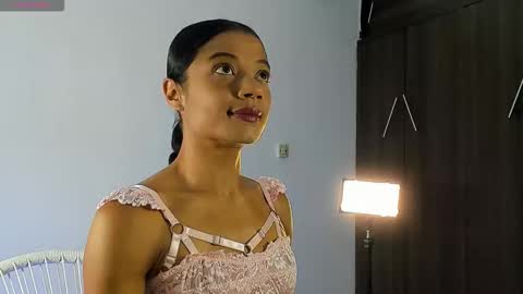 Isabella online show from February 2026 11:16:02 PM