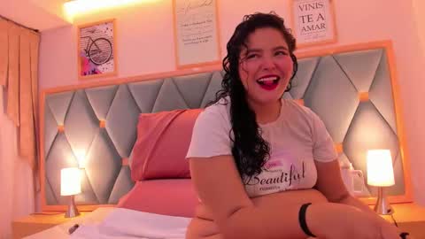 Bella online show from November 2025 11:09:02 AM