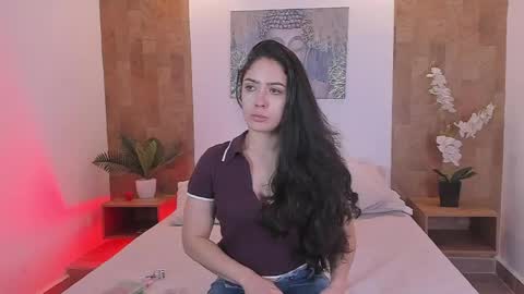 Snapshot of isabella_winkler chatting on April 2026 10:51:02 AM isabella_winkler online show from April 2026 10:51:02 AM