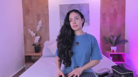 isabella_winkler online show from June 2026 11:02:01 AM