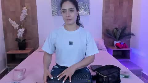 isabella_winkler online show from July 2026 11:30:02 AM