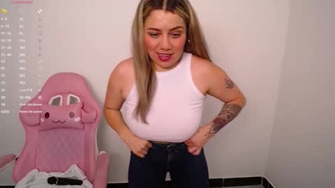 Snapshot of isabella_wish1 chatting on March 2026 02:17:02 AM isabella_wish1 online show from March 2026 02:17:02 AM