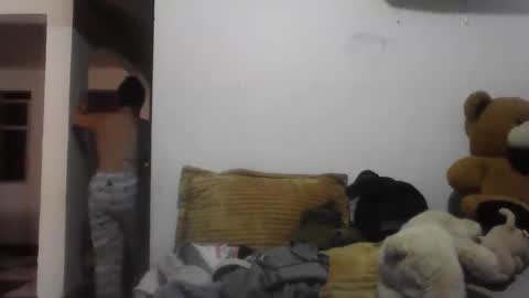 isabellaa_hills_ online show from May 2026 04:47:01 PM