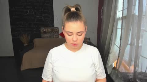 Snapshot of isabellabler chatting on February 2026 06:42:01 AM isabellabler online show from February 2026 06:42:01 AM