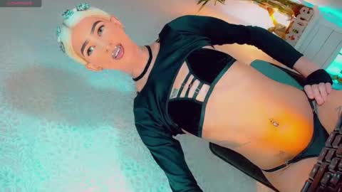 isabellagirs online show from July 2026 06:41:02 AM