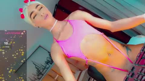 isabellagirs online show from July 2026 07:17:02 PM