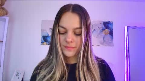 Isabella  online show from July 2026 01:36:02 PM