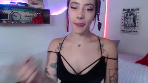 Snapshot of isabellakoff chatting on November 2025 12:15:02 PM Tati - online show from November 2025 12:15:02 PM