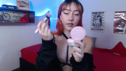 Snapshot of isabellakoff chatting on November 2025 12:05:01 PM Tati - online show from November 2025 12:05:01 PM