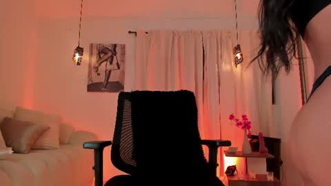 ISABELLA  online show from June 2026 10:23:02 PM