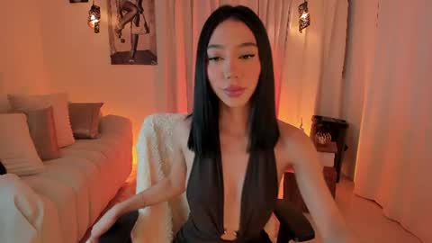 ISABELLA  online show from June 2026 04:15:01 PM