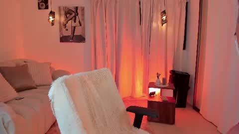 ISABELLA  online show from June 2026 05:39:02 PM