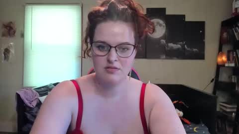 isabellamariedarcy online show from April 2026 08:00:02 PM