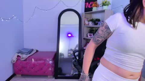isebella online show from July 2026 12:54:02 PM