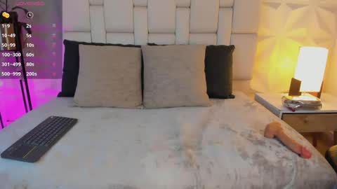   online show from April 2026 12:53:01 AM