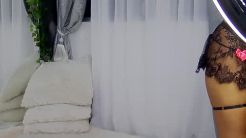 IsabelleEthan online show from October 2025 01:17:02 AM