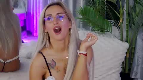 IsabelleEthan online show from May 2026 02:06:01 AM