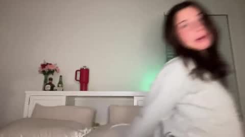 isabellekinsley online show from February 2025 03:53:01 AM