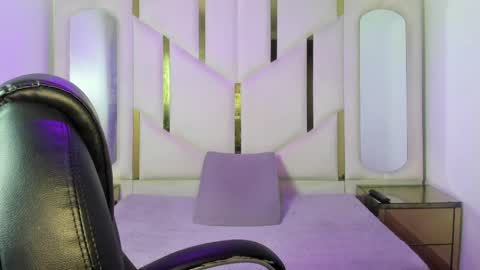 isabellrodriguez18 online show from May 2026 03:57:01 AM