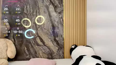 ISADORA online show from February 2026 10:49:02 AM