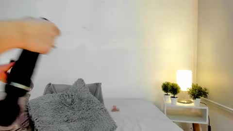 Snapshot of isameow chatting on February 2025 01:13:01 AM isameow online show from February 2025 01:13:01 AM