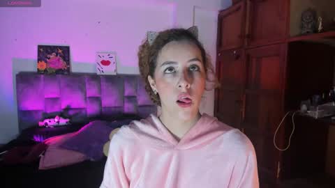 Snapshot of isangel_ chatting on October 2025 06:11:02 AM Isabela online show from October 2025 06:11:02 AM