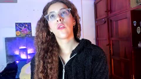 Snapshot of isangel_ chatting on November 2025 03:17:01 AM Isabela online show from November 2025 03:17:01 AM