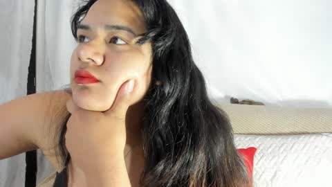 Snapshot of isbelljhs chatting on April 2026 04:10:02 AM Lumi bellx online show from April 2026 04:10:02 AM