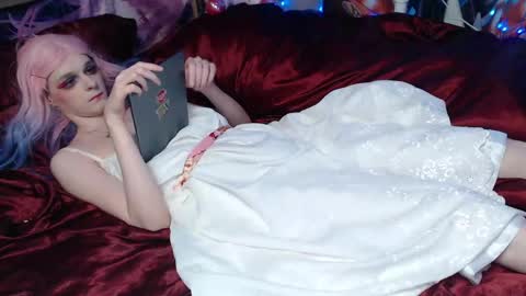 Sele online show from June 2026 10:25:01 PM