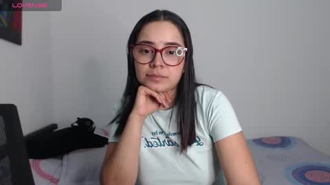 Snapshot of isemma chatting on December 2024 04:19:02 AM Emma online show from December 2024 04:19:02 AM