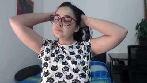 Snapshot of isemma chatting on January 2025 03:25:02 AM Emma online show from January 2025 03:25:02 AM