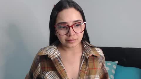 Snapshot of isemma chatting on February 2025 03:45:02 AM Emma online show from February 2025 03:45:02 AM