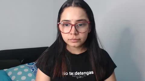 Snapshot of isemma chatting on March 2025 03:01:01 AM Emma online show from March 2025 03:01:01 AM