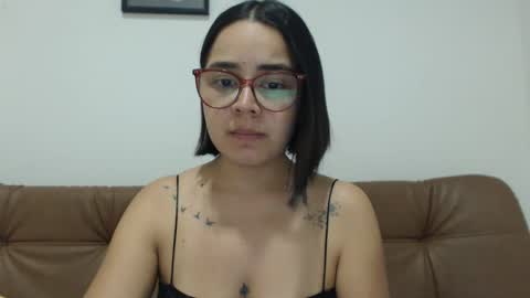 Snapshot of isemma chatting on September 2025 03:43:01 AM Emma online show from September 2025 03:43:01 AM