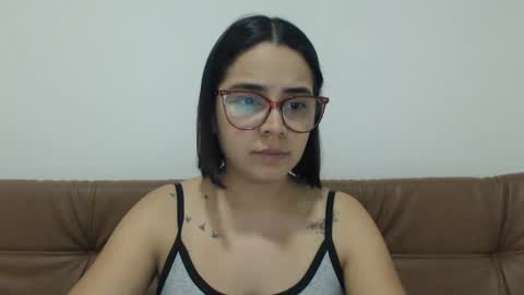 Snapshot of isemma chatting on October 2025 03:15:01 AM Emma online show from October 2025 03:15:01 AM