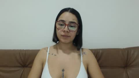 Snapshot of isemma chatting on October 2025 04:45:02 AM Emma online show from October 2025 04:45:02 AM