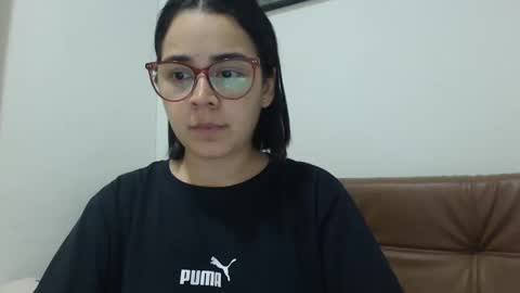 Snapshot of isemma chatting on October 2025 02:45:01 AM Emma online show from October 2025 02:45:01 AM