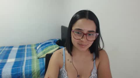 Snapshot of isemma chatting on December 2025 03:12:03 AM Emma online show from December 2025 03:12:03 AM