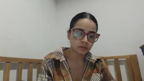 Snapshot of isemma chatting on February 2026 02:21:02 AM Emma online show from February 2026 02:21:02 AM