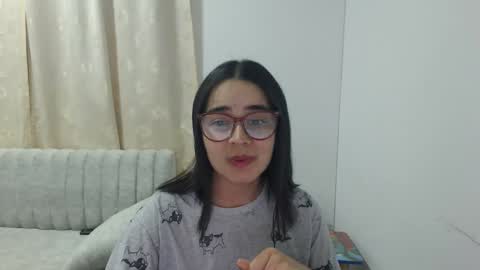 Snapshot of isemma chatting on February 2026 02:42:02 AM Emma online show from February 2026 02:42:02 AM