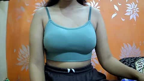 ishika_singh_ online show from February 2025 03:36:02 AM