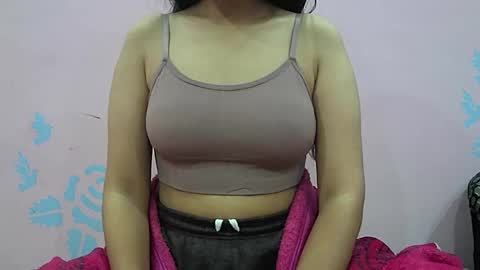 ishika_singh_ online show from January 2026 02:38:01 AM