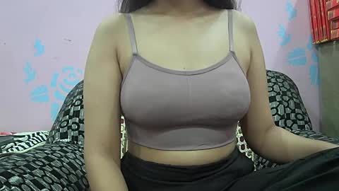 ishika_singh_ online show from April 2026 01:54:01 AM