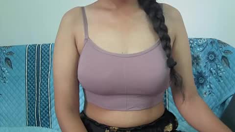ishika_singh_ online show from June 2026 01:56:01 AM